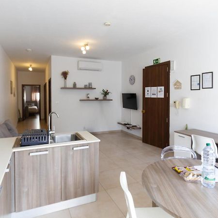 Modern & Central 2 Bedroom & 2 Bathrooms Apartment Msida Exteriér fotografie