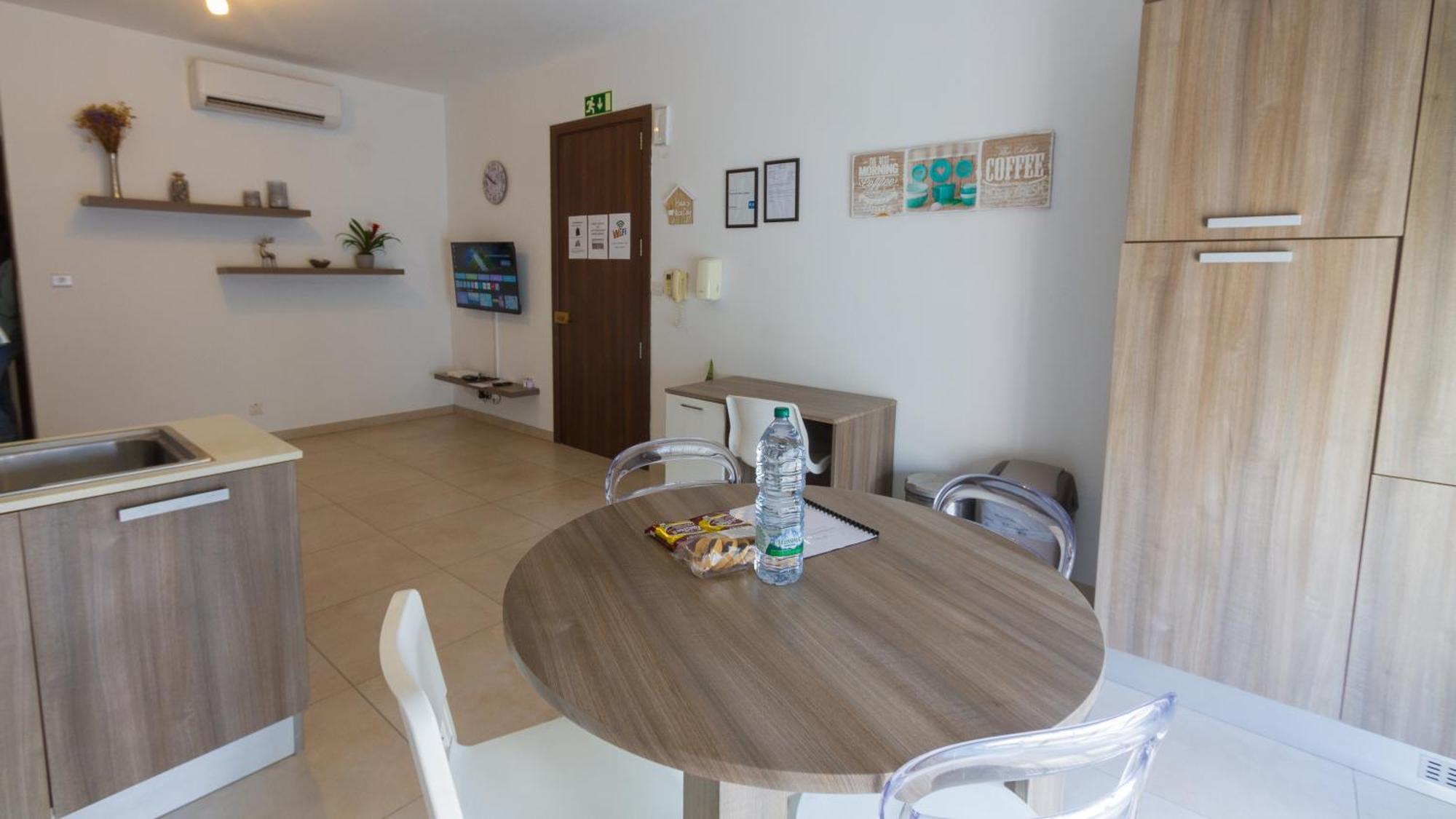 Modern & Central 2 Bedroom & 2 Bathrooms Apartment Msida Exteriér fotografie
